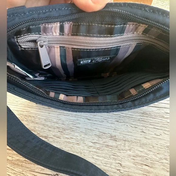 Lug Love Flyer Convertible Crossbody Handbag Belted Purse Navy Blue - Picture 5 of 8